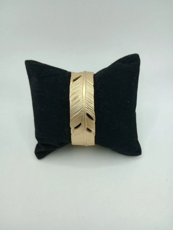I.N.C. International Concepts Gold Tone Leaf Cuff Bracelet - Image 4 of 4
