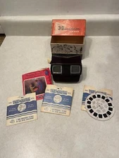 Vintage 1950s "3-D Dimension View-master Viewer" Model E  with 3  slides. 