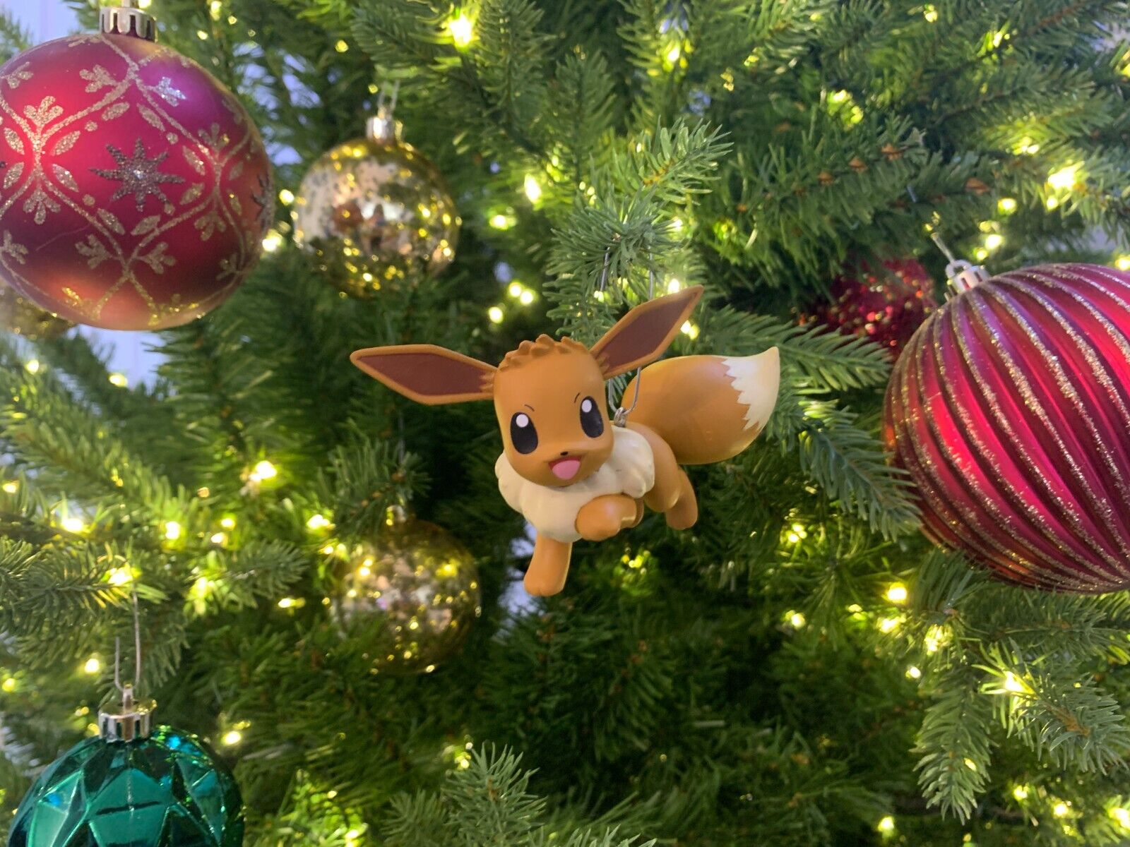 2022 Pokémon Eevee Hallmark Christmas Ornament - Hooked on