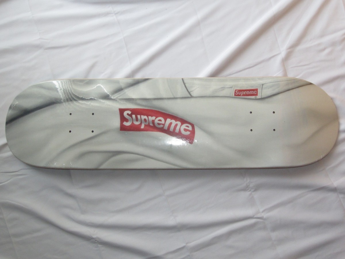 DEADSTOCK / FACTORY - FW22SB7 SUPREME “Box Logo T-Shirt