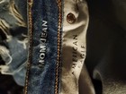 American Eagle Women's Strigid Mom Jeans Distressed Blow Out Front 6 X-Short AEO — photo 9