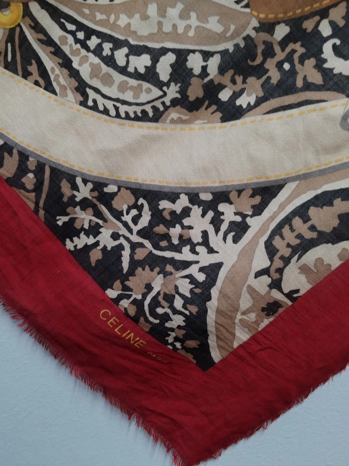 Lenço Celine Paris Vintage Lã Seda 55 polegadas Design de Cinto Tamanho Grande - Imagem 2 de 4