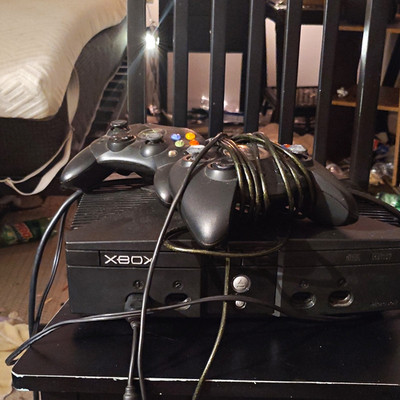 Microsoft Original Xbox Console Black w/ 2 Wired Controllers & Cables