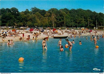 Postcard - 10 - Lac de la Forêt d'Orient - La plage son camping sa forêt -