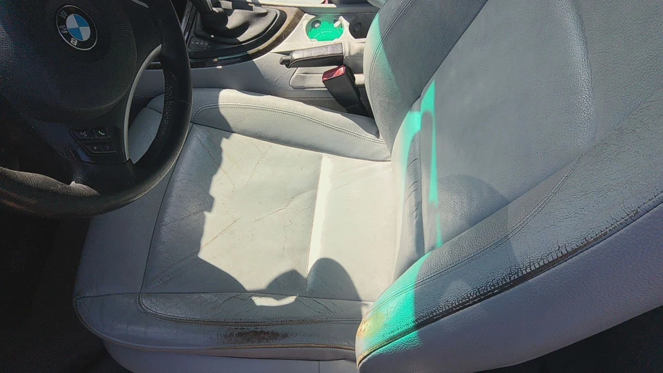 10 BMW 128I (leather) Electric Base Driver Front Seat Foto 3 de 4