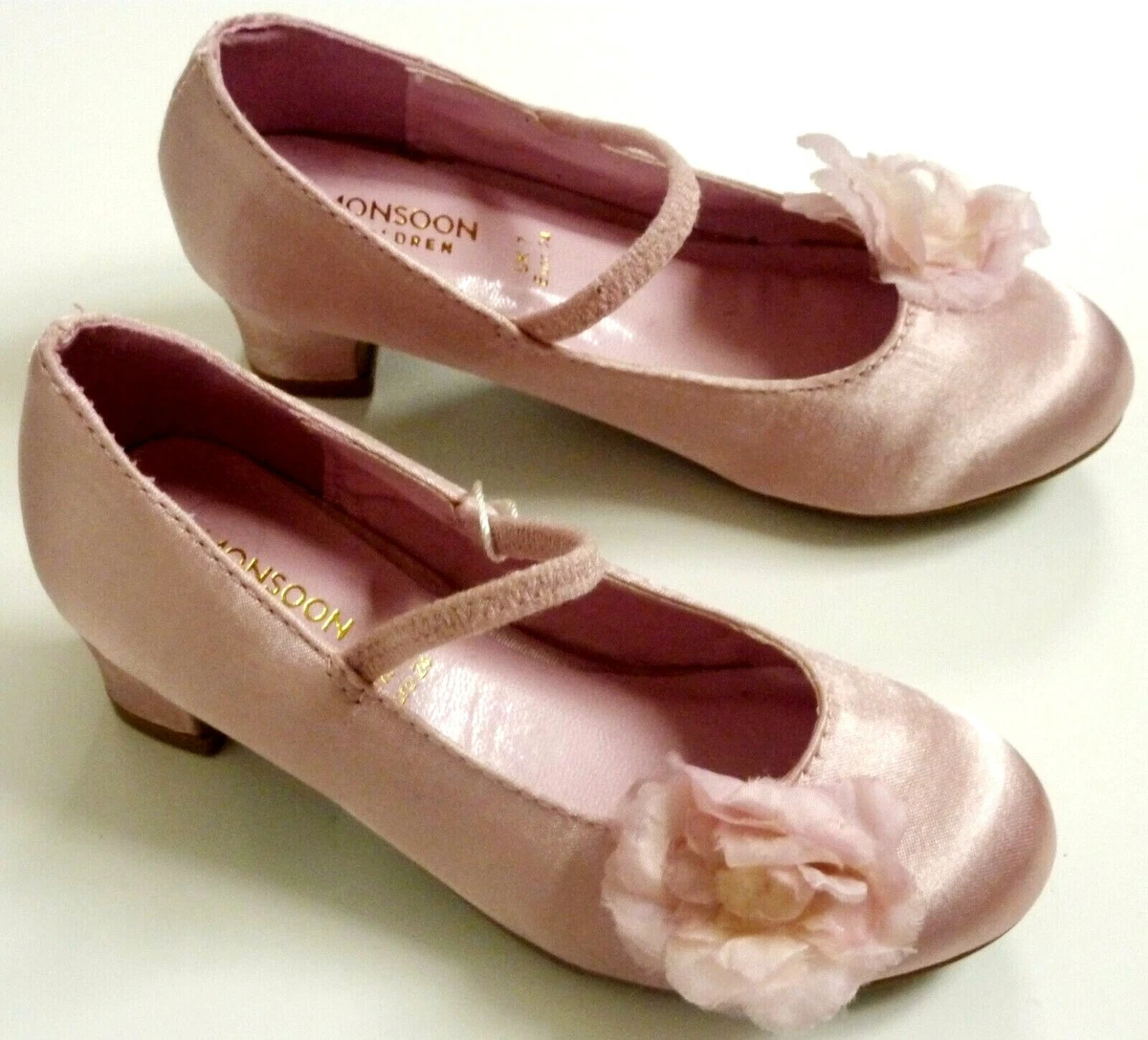 Flower girl hotsell shoes pink