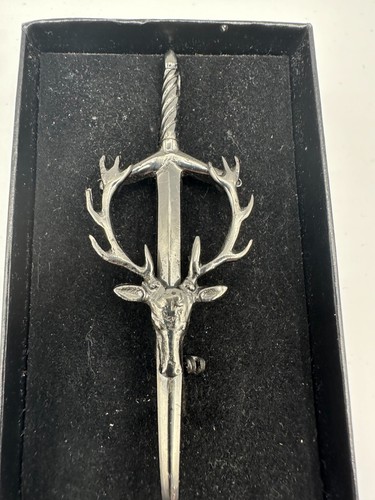 Stunning Antique Finish STAG Kilt Pin only £9.99 in stock - Picture 3 of 3