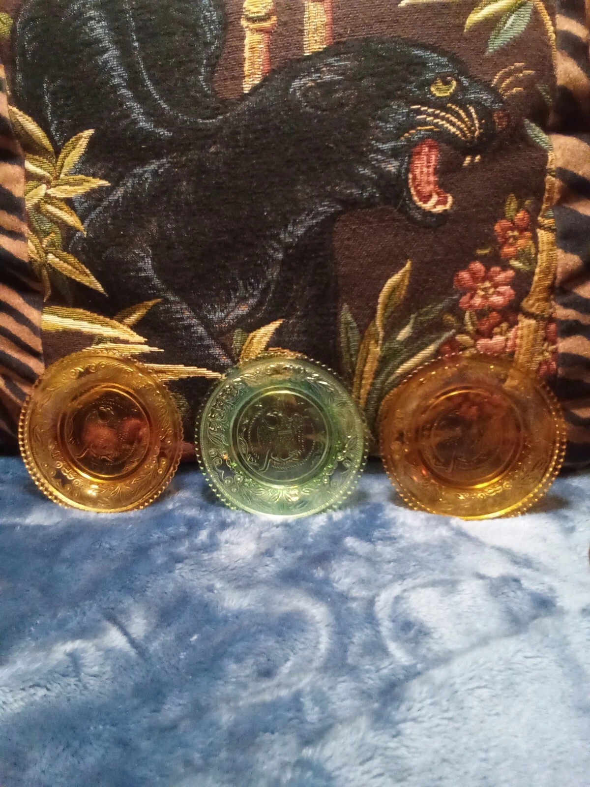glass coaster set vintage set of 3 eagle design.