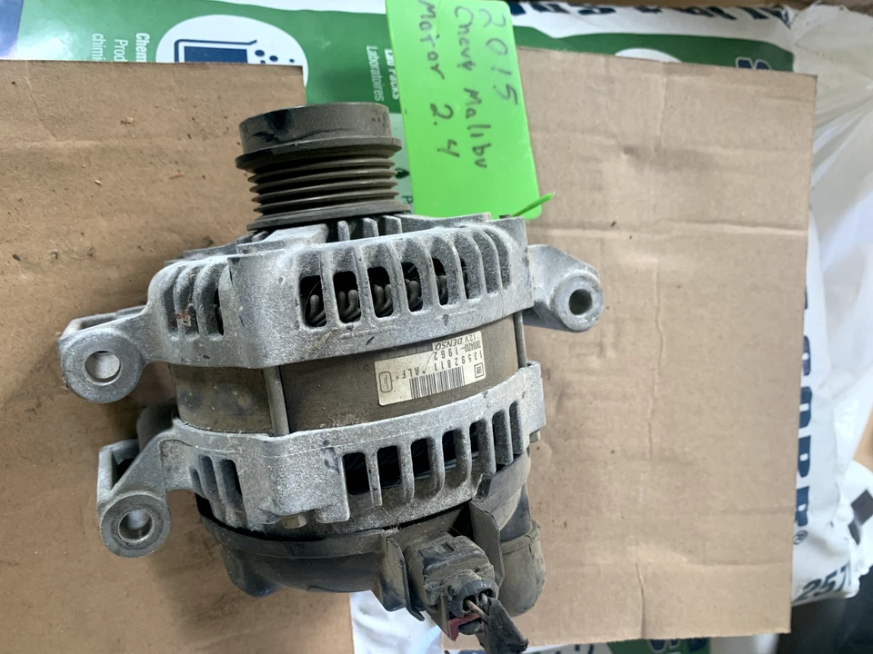 13592811 Alternator Denso Chevrolet Camero Malibu Blazer Colorado 2015 OEM - Image 3 of 3