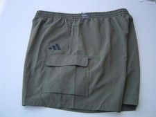NEW MENS ADIDAS OLIVE GREEN REGULAR FIT CARGO CHELSEA SHORTS SIZE XL
