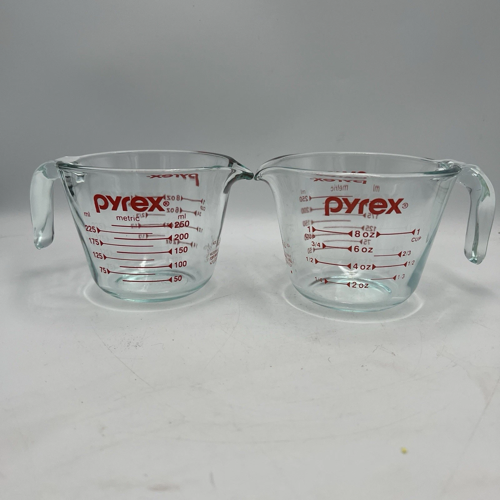 2 Vintage Pyrex Measuring Cups Corning Glass 1 Cup 250mL #508 Open Handle USA