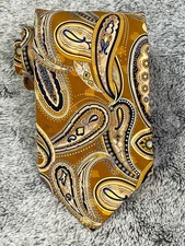 Men's Italo Ferretti Silvi Marina Luxury Silk Tie Italy  Geometric