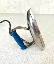 VINTAGE 50'S BABY BETSY ROSS CHILD'S PLAY ELECTRIC  IRON - it works!