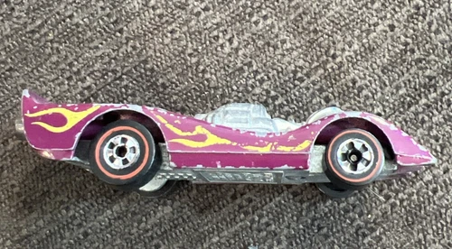 Vint Mattel Hot Wheels 1970 Jet Threat - Purple, Yellow Flames, Made Hong Kong