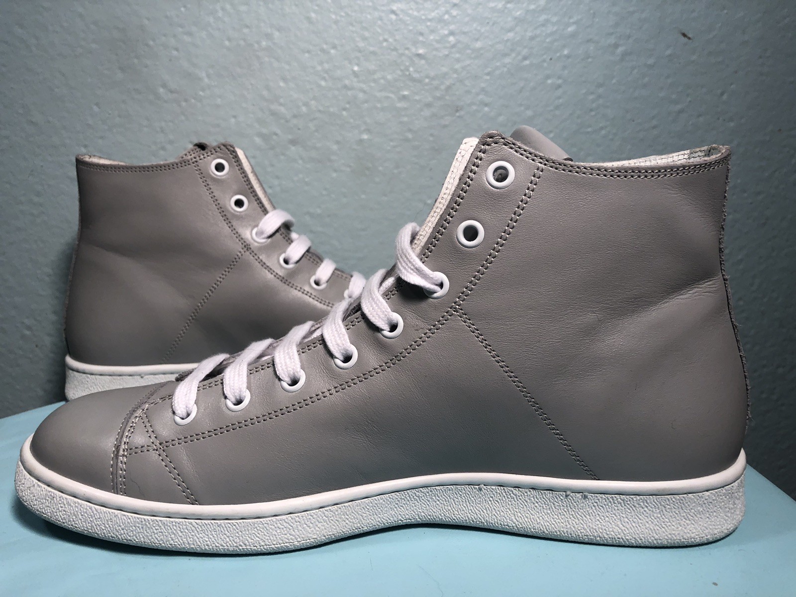 NEW Marc Jacobs Clean Nappa Calf Pelle Trainer High Top Trainer Pelle Scarpe da Ginnastica 425! 41 EU M 8688a5 NEW Marc Jacobs Clean Nappa Calf Pelle Trainer High Top Trainer Pelle Scarpe da Ginnastica 425! 41 EU M 8688a5