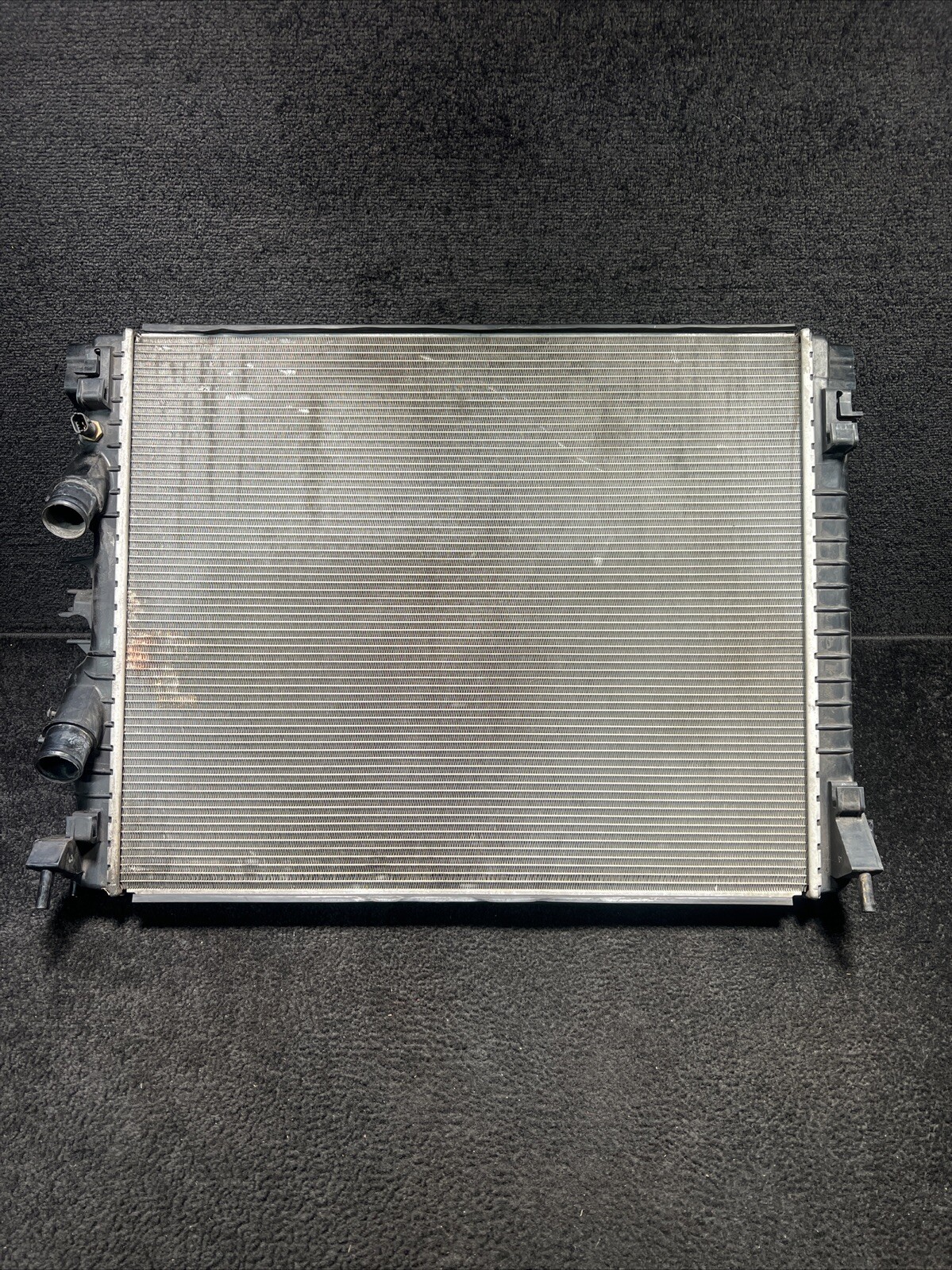 2017 Maserati Levante Engine Cooling Radiator OEM 16478746