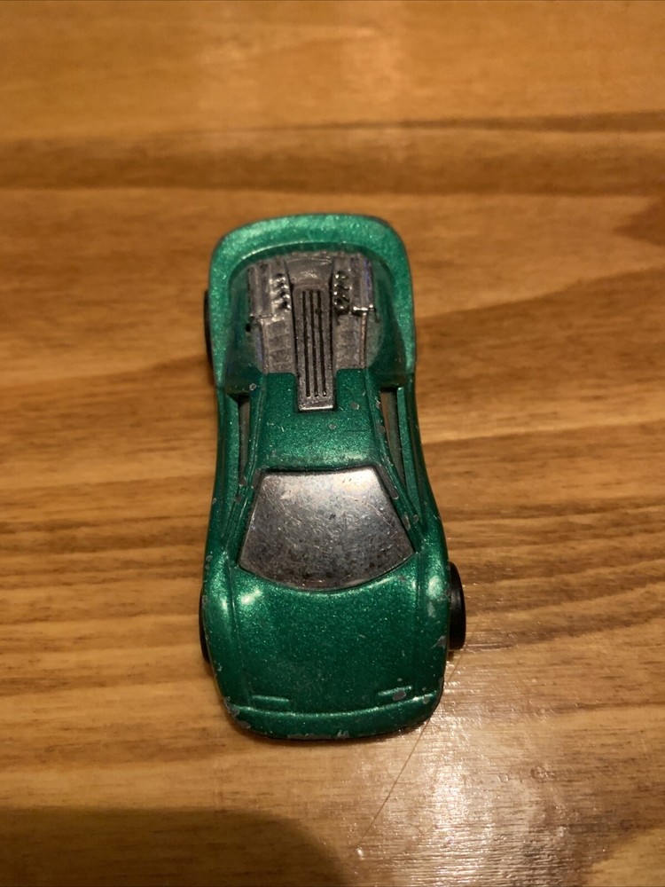 1990 Hot Wheels Green Diecast Sports Car Toy