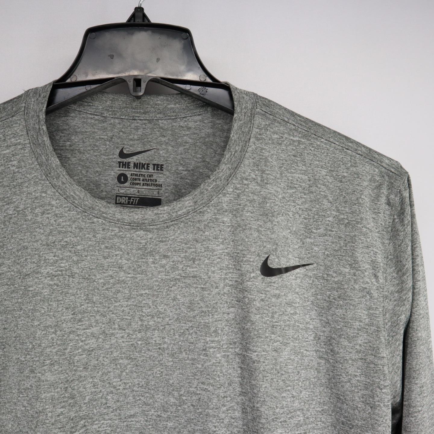 Nike athletic fit t shirt