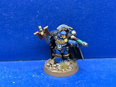 Legio Chaplain der Ultramarines GUT BEMALT
