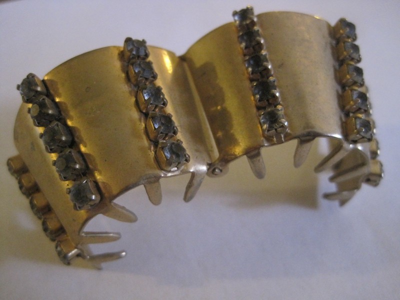 VTG 1950s Chignon?PONYTAIL Hair Bun Cage Gold Tone W/Prong Set Rhinestones
