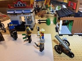 LEGO Western: Gold City Junction (6765) - Complete, no box