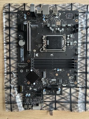 Acer Predator MicroATX B760 Mainboard LGA1700 DDR5 PCIe x16 DB.BK411.001401