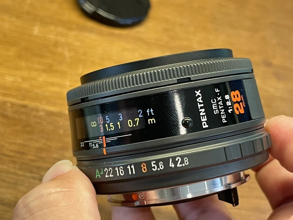 *Rare Early Model: Mint w/ PL Filter* SMC Pentax F 28mm F/2.8 Wide Angle AF Lens - Image 4 of 4