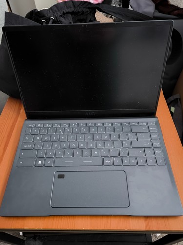 MSI 14-A12UC/i5-1240P/8GB RAM/512GB SSD - DEFEKT BESCHREIBUNG LESEN
