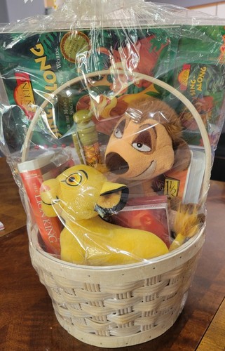 The Lion King Rare VHS Gift Basket Lot Platinum Edition & 1 1/2 plush pen puzzle