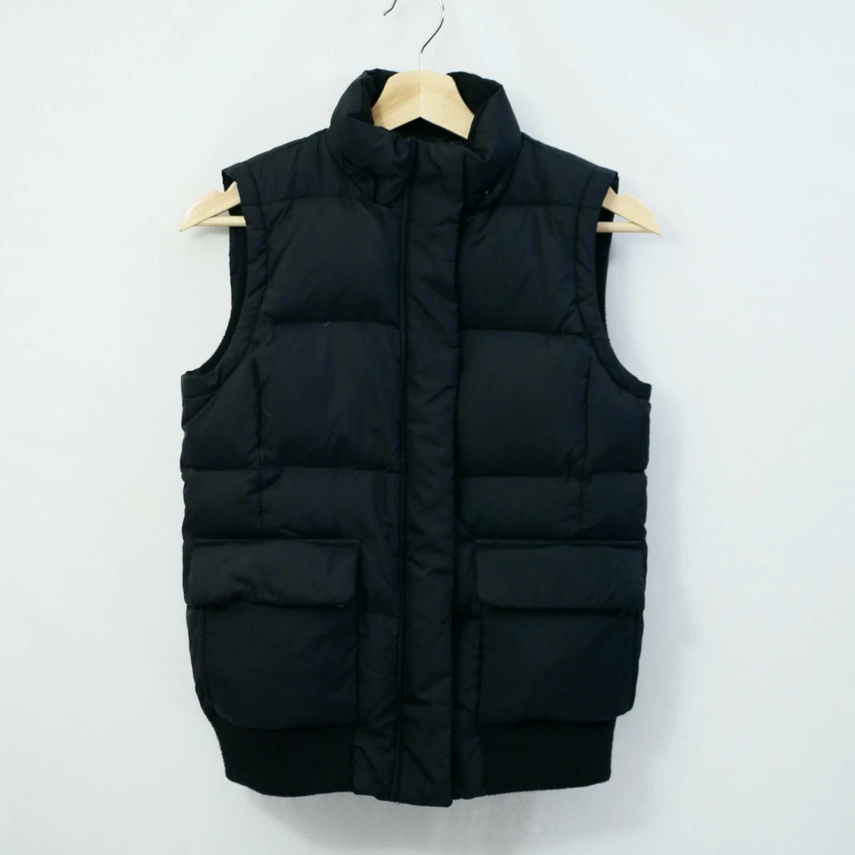 Gap down vest sale