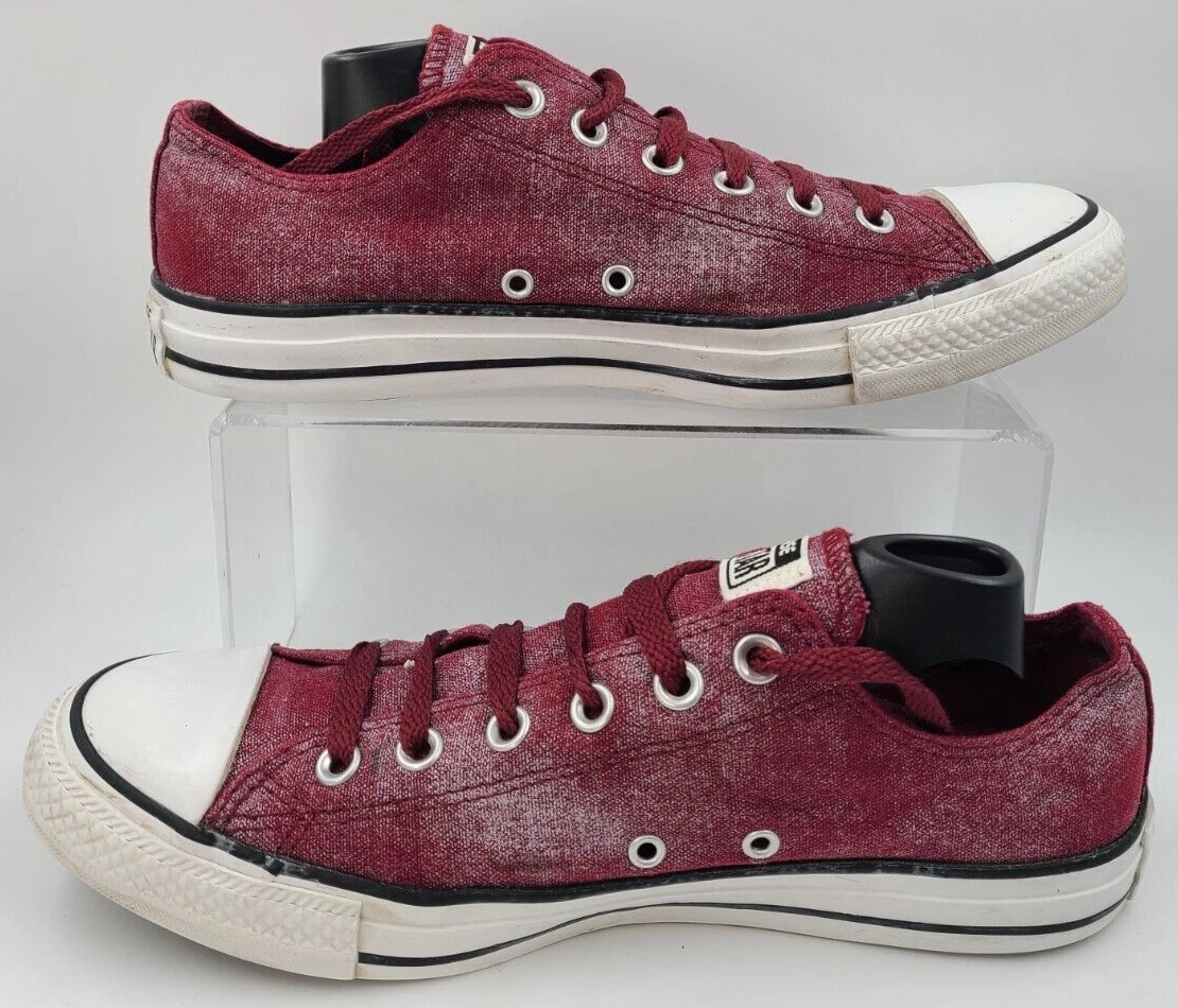 Low top burgundy best sale converse
