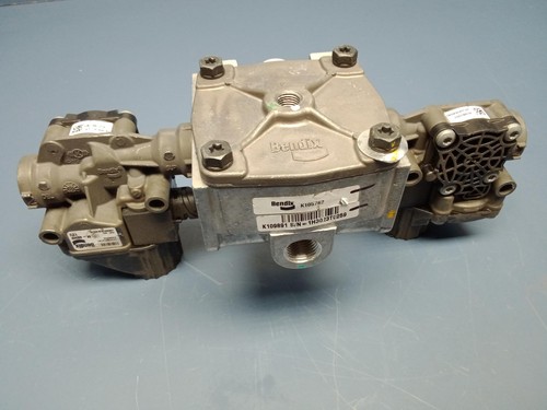 Bendix K109891/K105762 ATR-6 Brake Traction Relay Valve w/2 Bendix ...