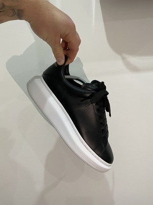 alexander mcqueen trainers all black