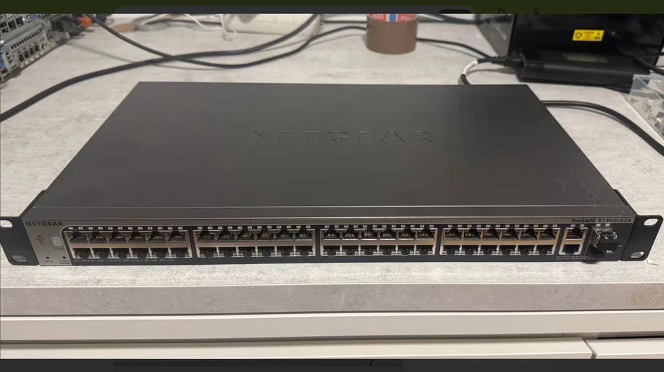 NETGEAR S3300-52X Ethernet Switch (GS752TX)