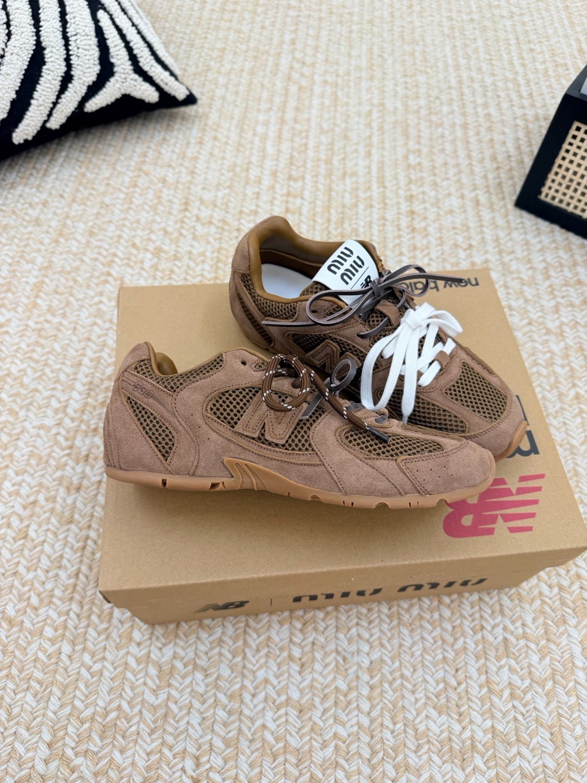 NIB Miu Miu x New Balance 530 Casual Women's Shoes US 8 | EU 39 image 5