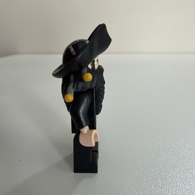 Lego Queen Anne's Revenge 4195 Pirates of the Caribbean Minifigure Blackbeard
