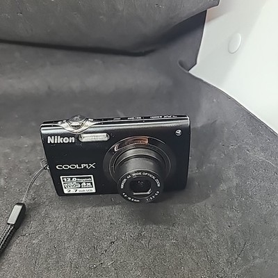 Nikon Coolpix S3000 12.0MP Digital Camera Black TESTED - No Charger #2
