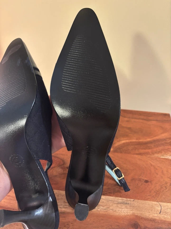 New Casual Corner Women’s 10 Navy Leather Pointed Toe Slingback Heel Dress Shoes - Image 4 of 4