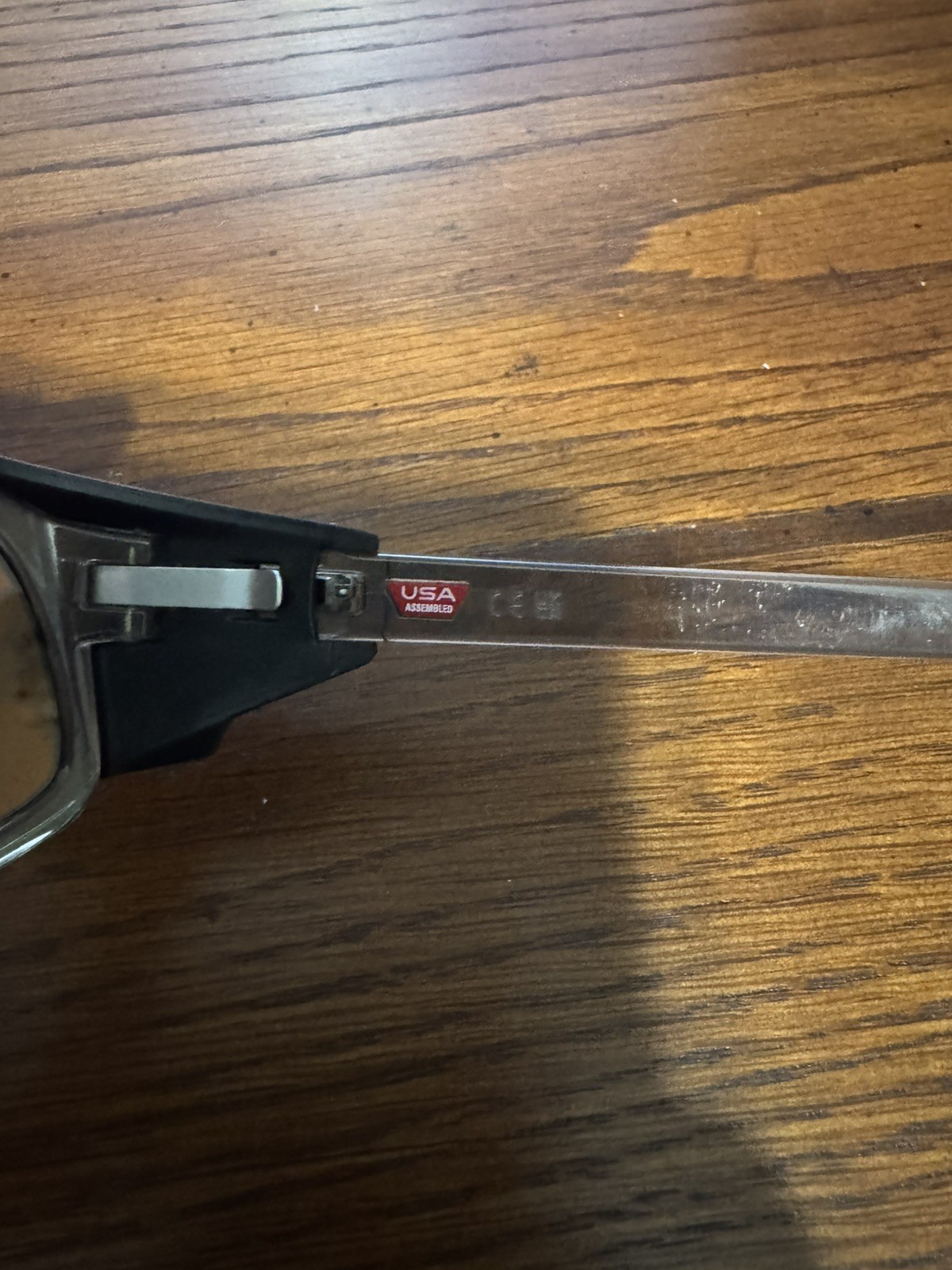 Oakley latch panel - image 3