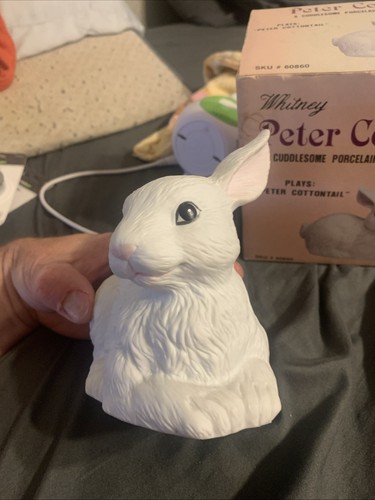 VINTAGE Whitney Musical Easter Bunny Plays "Peter Cottontail" Porcelain, NOB - Afbeelding 10 van 12