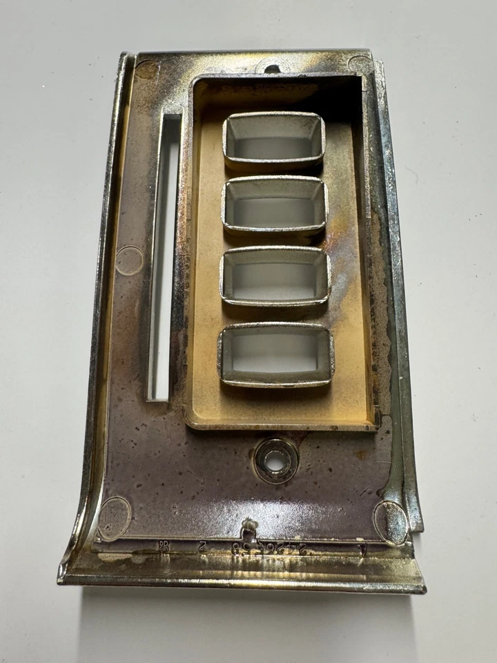 Plymouth B-body Fury Belvedere 1964 cubierta del interruptor de calefacción restaurada re cromo Foto 2 de 4