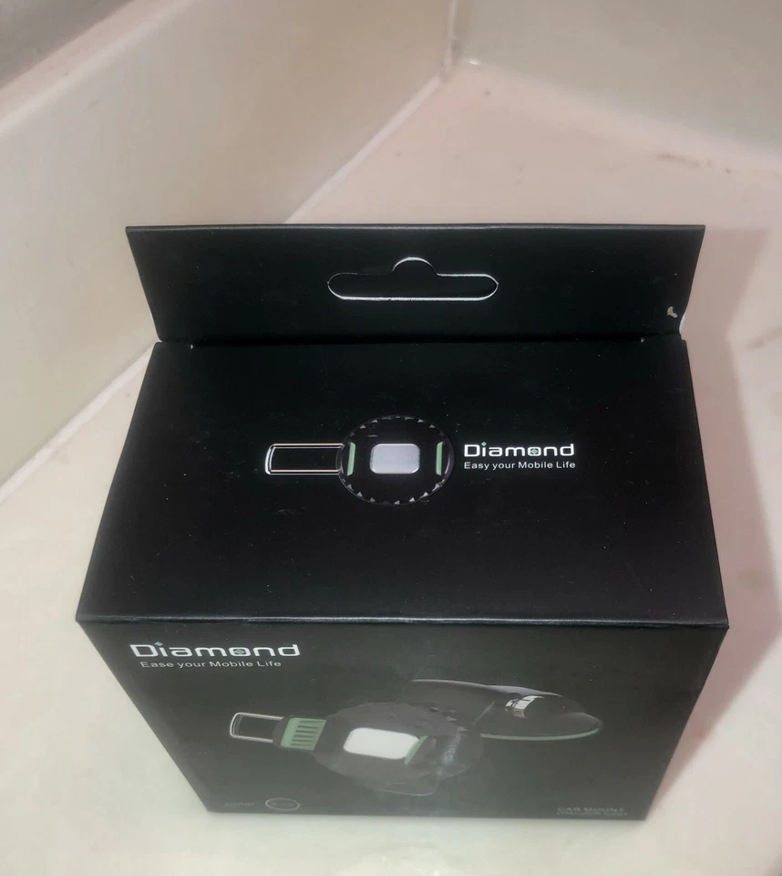 Diamomd Universal Car Mount - Image 3 of 4