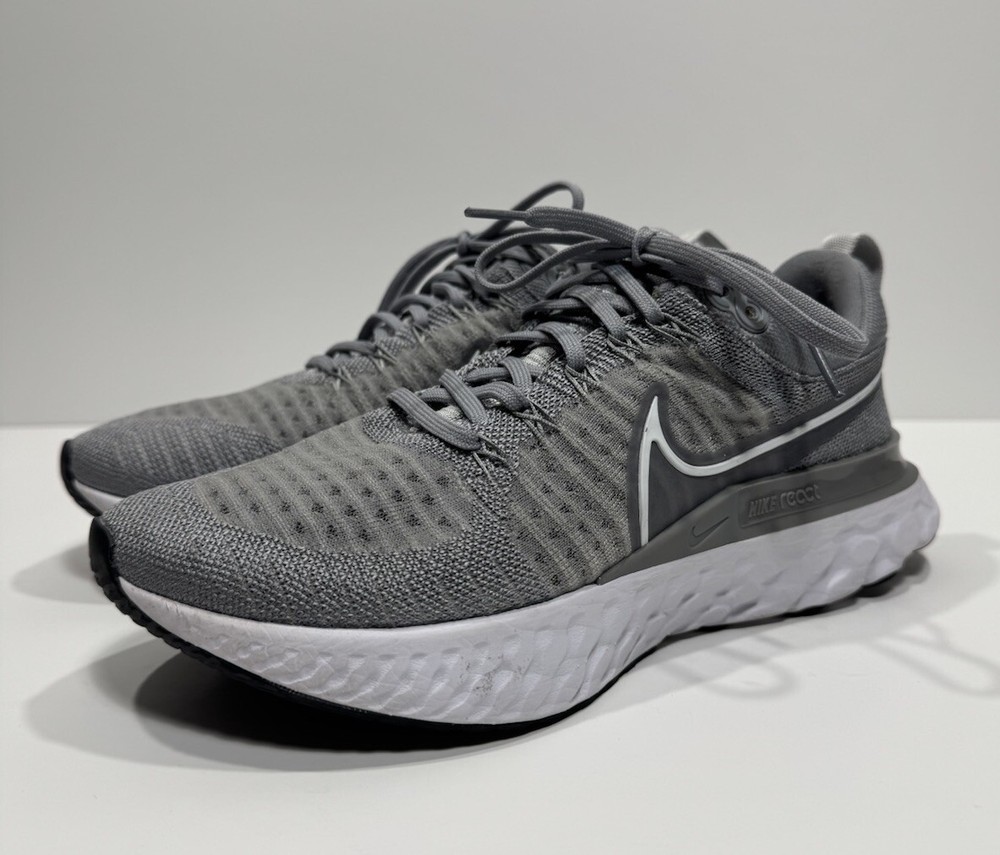 Nike React Infinity Run Flyknit 2 Grey Womens Size 9.5 Sneakers