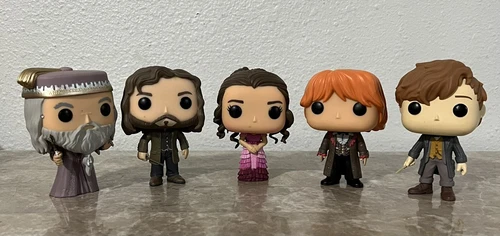 (5) Funko Pop Harry Potter and Fantastic Beasts Figures: Dumbledore/Ron/Hermione