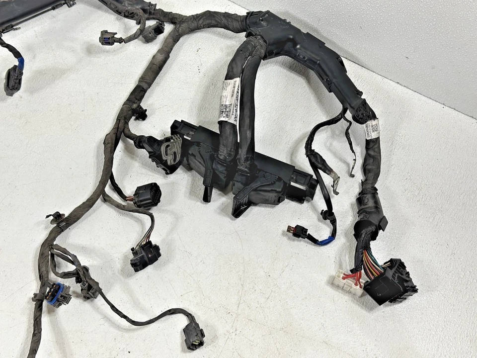 2017-2018 HYUNDAI ELANTRA SE 2.0L ENGINE WIRING HARNESS GENUINE 91430F3205AA OEM - Image 2 of 4