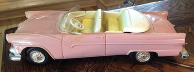 AMT 50 s Ford Fairlane Convertible Dealer Promo Model TOY Friction Car