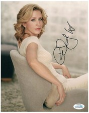 Felicity Huffman Signed Autographed 8x10 Photo Desperate Housewives ACOA