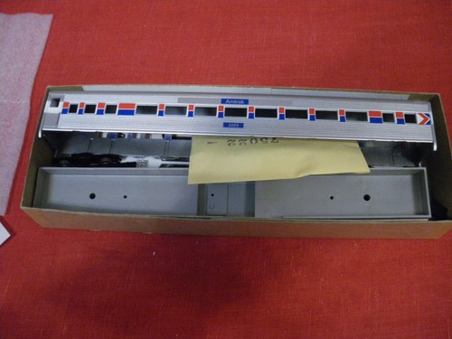 Athearn: SL Coach: Amtrak: 01819  *actual shipping* | Zustand: New
