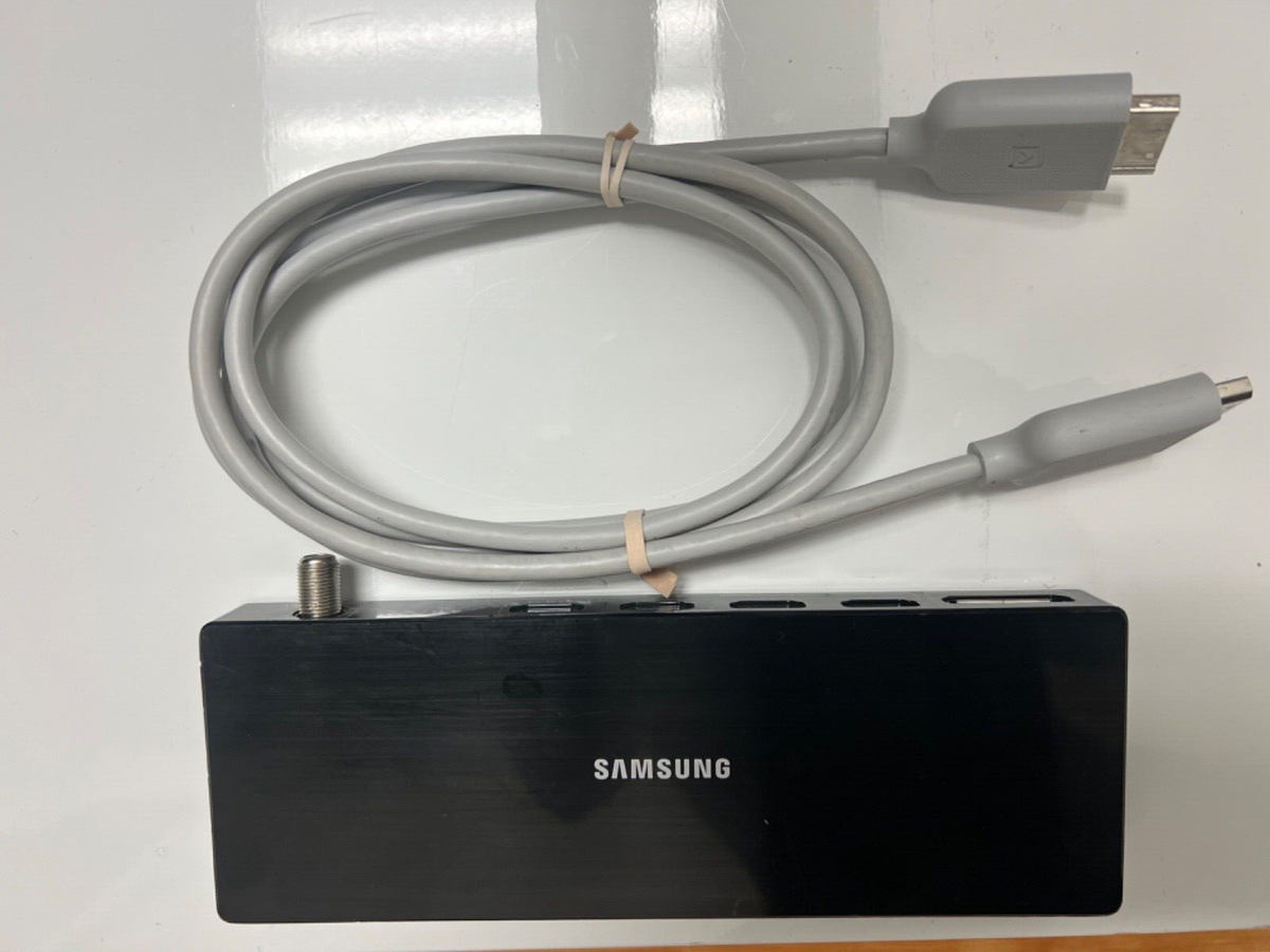 SAMSUNG ONE CONNECT BOX & CABLE FOR - UN75MU8000FXZA - UN82MU800D