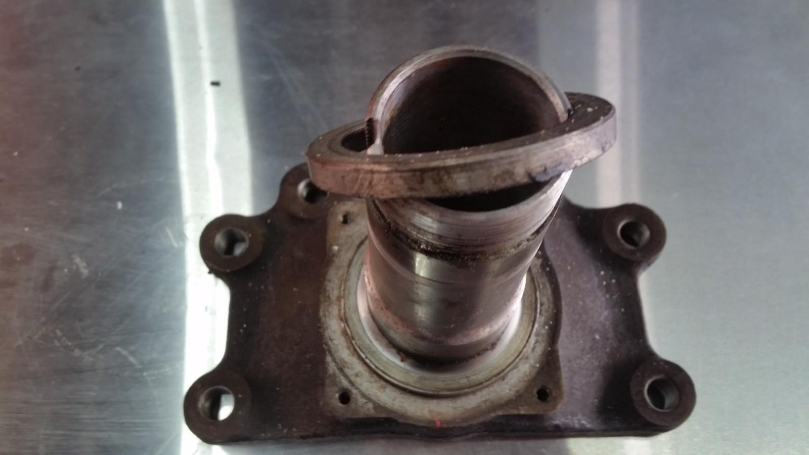 80 TO 89 ROLLS ROYCE SILVER SPIRIT SPUR DAWN RIGHT REAR hub for spindle  